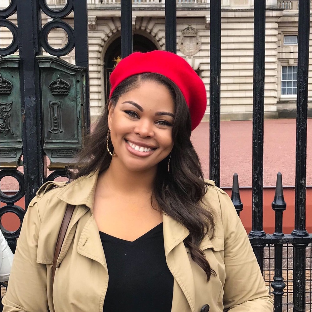 Meet your Posher, Bryanna (@typicalbry)
